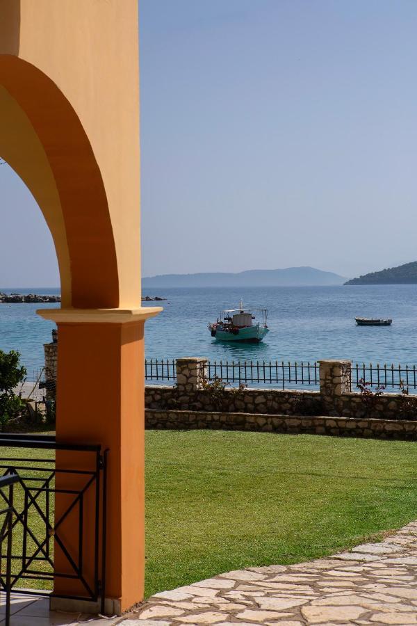 Captain Nick Aparthotel Mikros Gialos Exterior photo